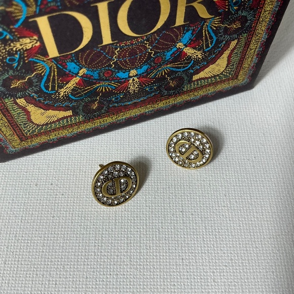 Dior CD Small Gold Earrings - Picture 2 of 3